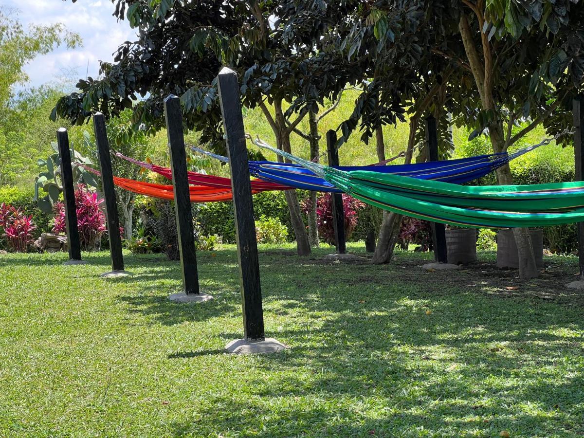 Alojamiento Campestre Hawaii Montenegro Exteriör bild